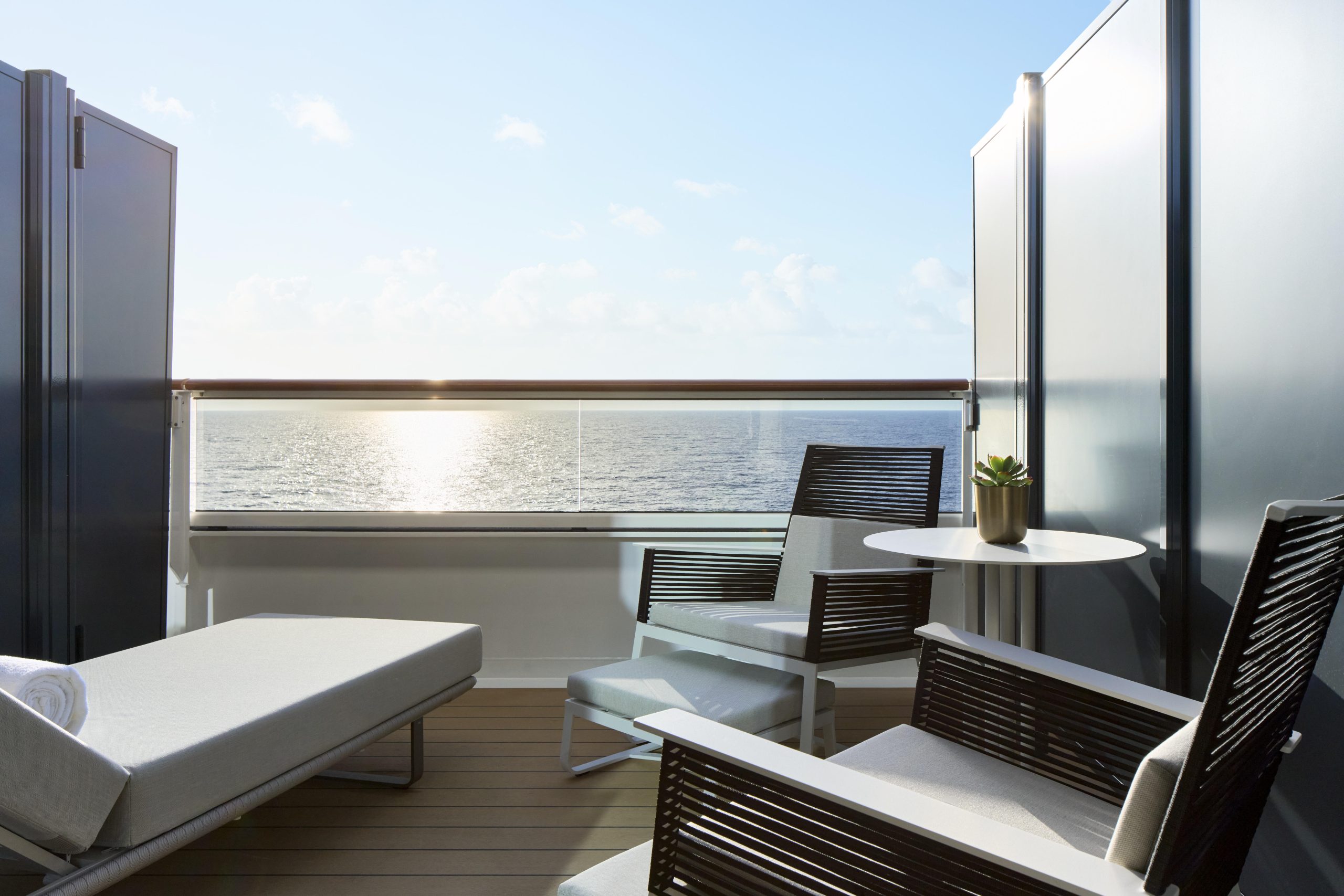The Terrace Suite on Luminara.

Photographer: Edgardo Contreras; Unlimited, perpetual, exclusive, irrevocable world wide license excluding broadcast and out of home. Shoot date: June 17-26, 2025.